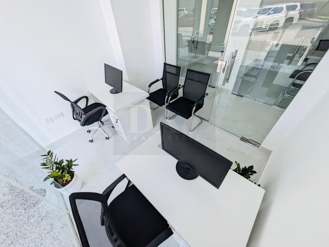 Unlock Your Business Potential with Our Flexible Office Spaces.