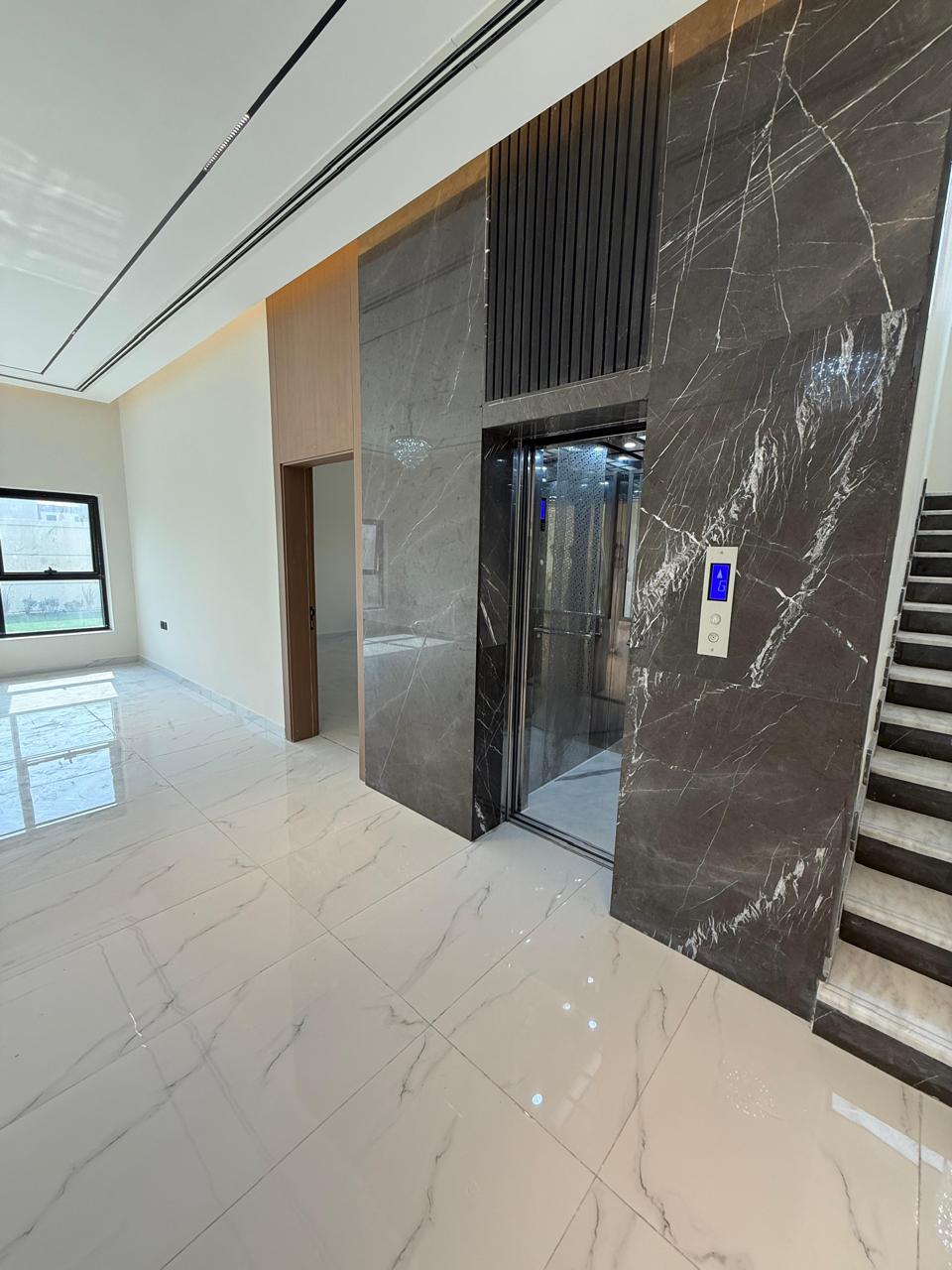 Villa for sale in al hooshi