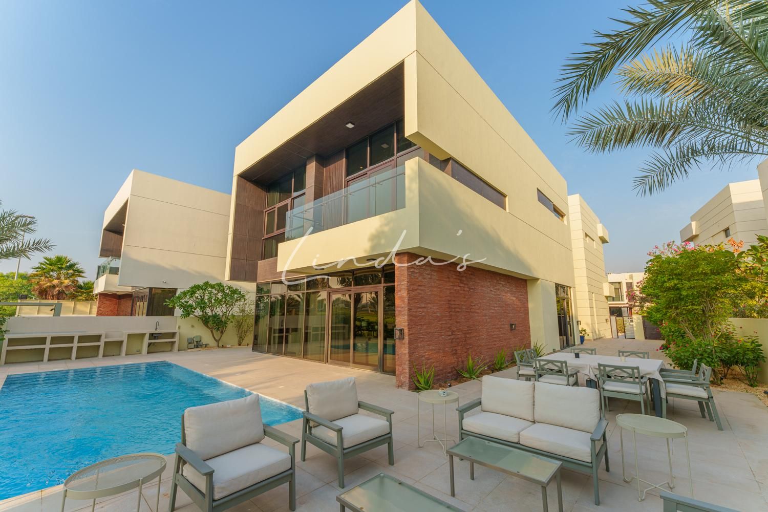 Golf course view | Fully Furnished | Private Pool