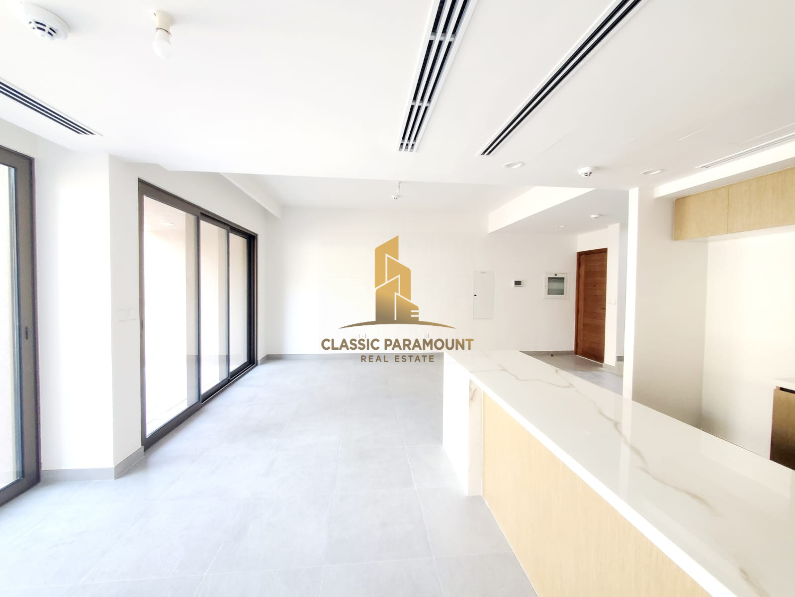 Back to Back | Prime Location | Spacious