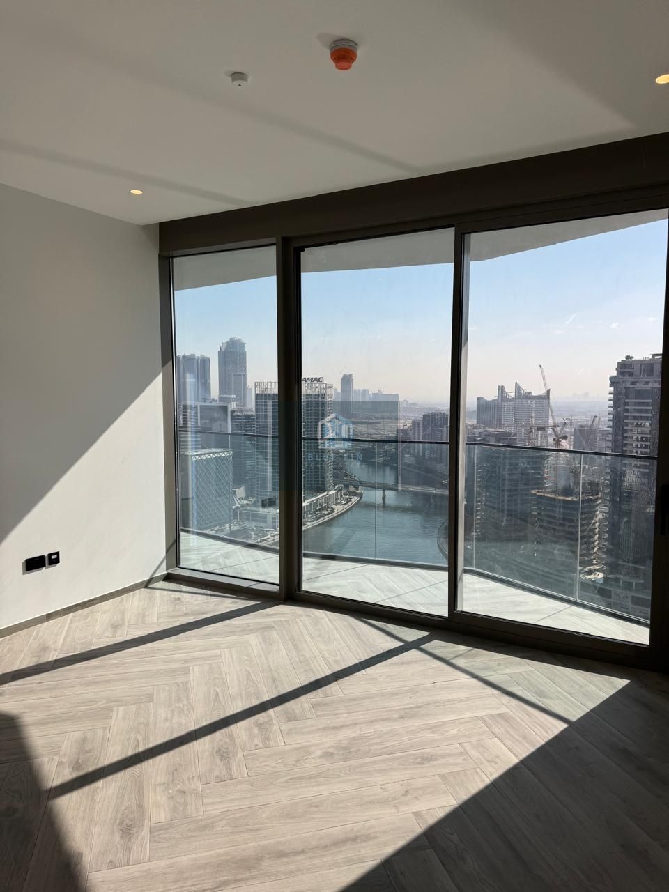 Spacious Layout | Canal View | | Near metro