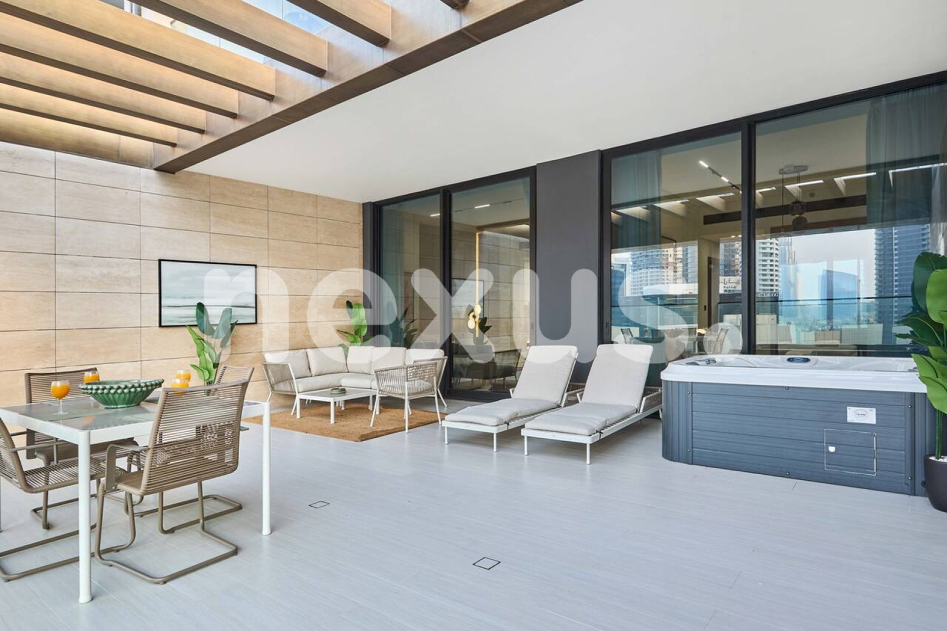BURJ KHALIFA VIEW | VACANT | FURNISHED | JACUZZI