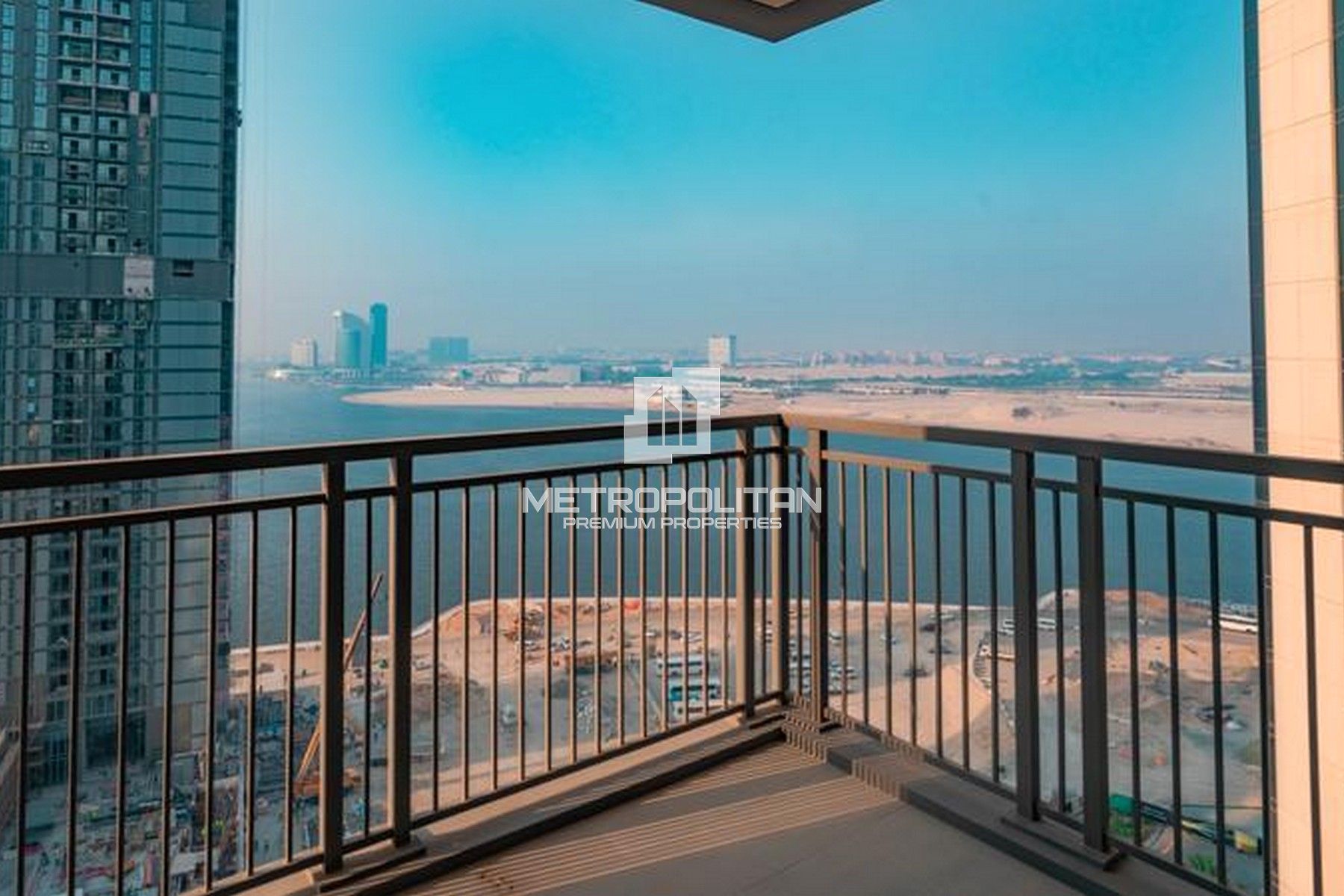 Luxurious Unit | Modern Layout | Panoramic View
