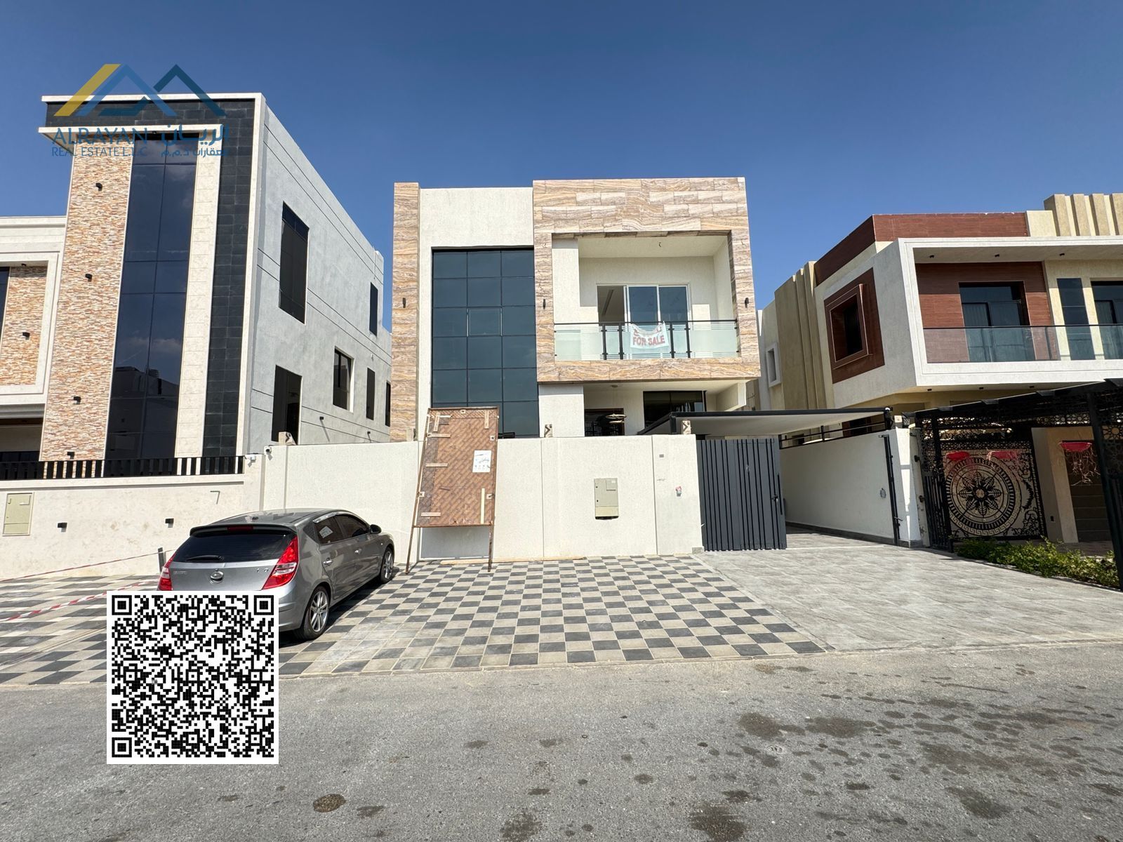Price including registration fees, deluxe finishing, directly from the owner