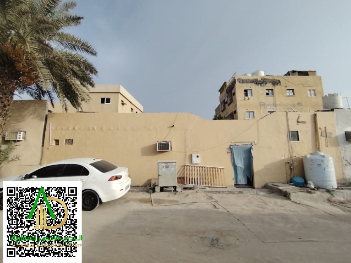 An opportunity to own an Arabic style house in a strategic location in the heart of Ajma Liwara one area The house is ready and rented monthly, meani