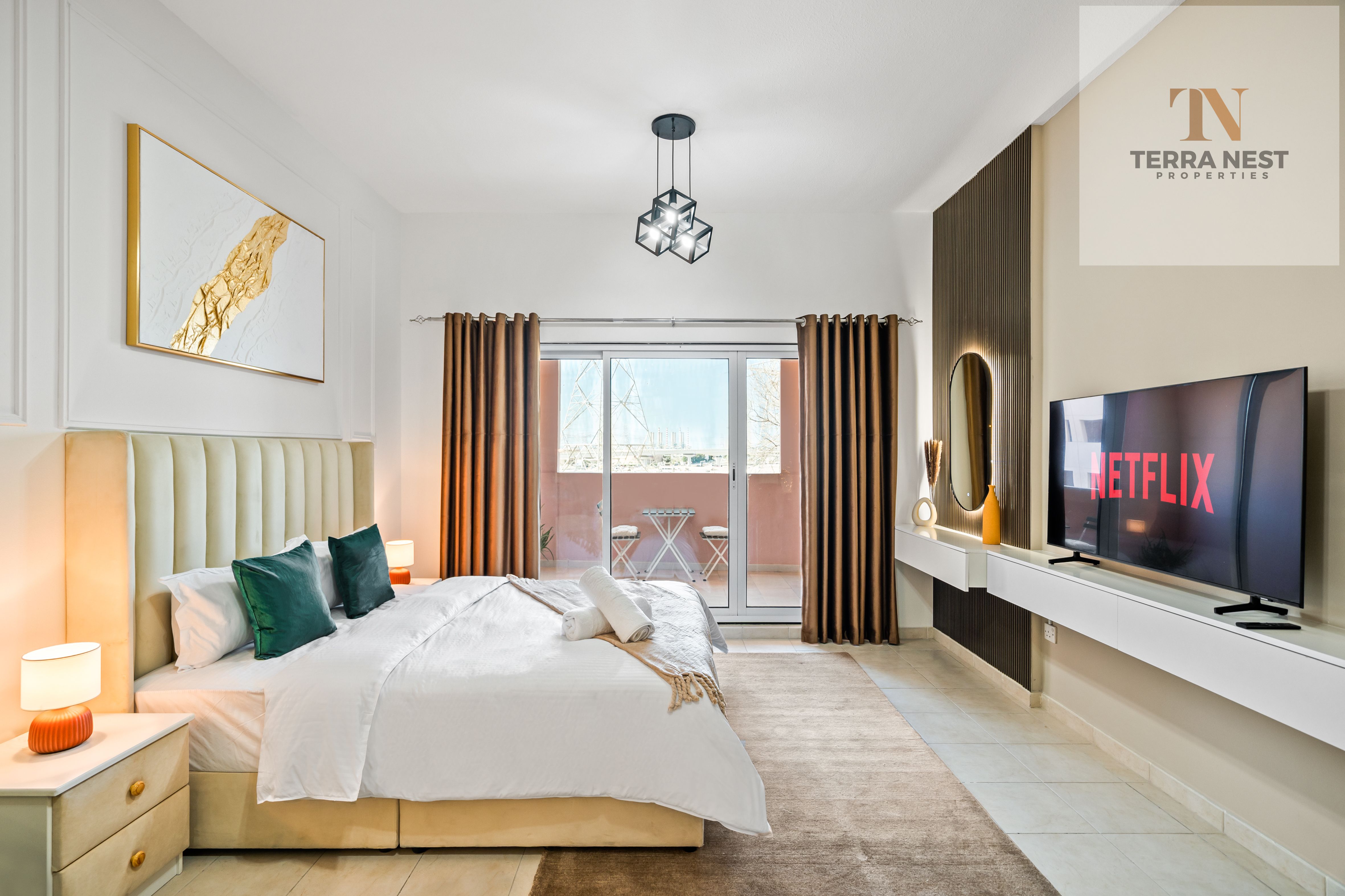 LUXURY LIVING STUDIO | BIGGER LAYOUT | 12 CHEQUES