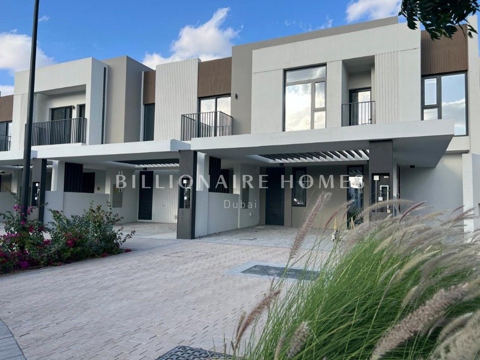 Corner Unit | Large Plot | Close to Amenities