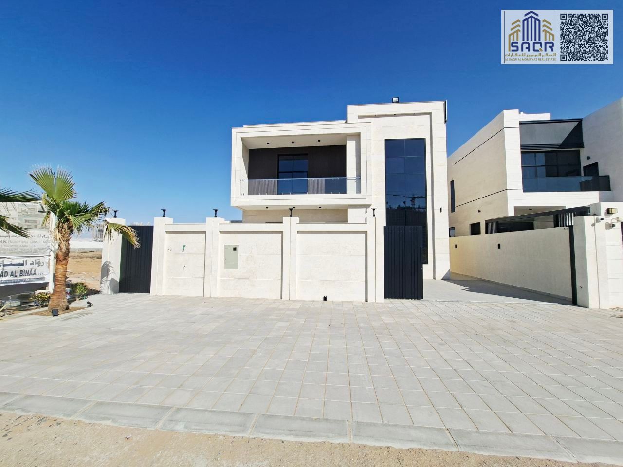 Classic Modern Villa for Sale in Al Amrah - Land Area 4150 sq ft, 5 Master Bedrooms, Central Air Conditioning, Freehold for All Nationalities