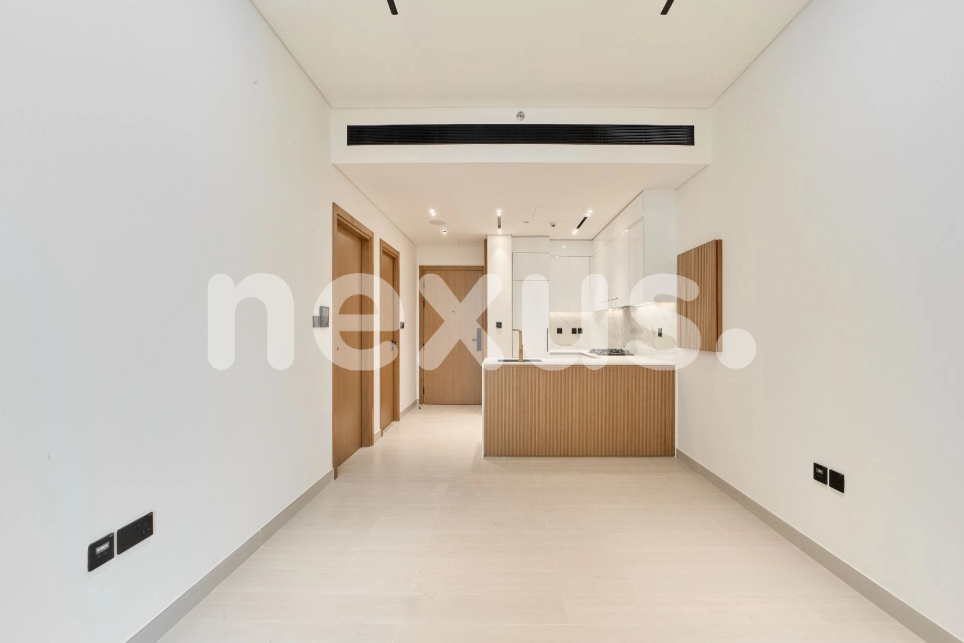 Stunning View | Ready to Move | Fitted Kitchen