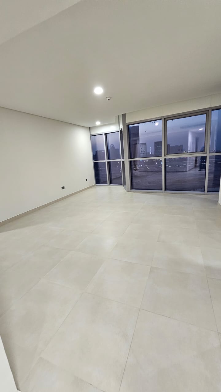 Spacious 3BD+Maid | High Floor | Ready to move