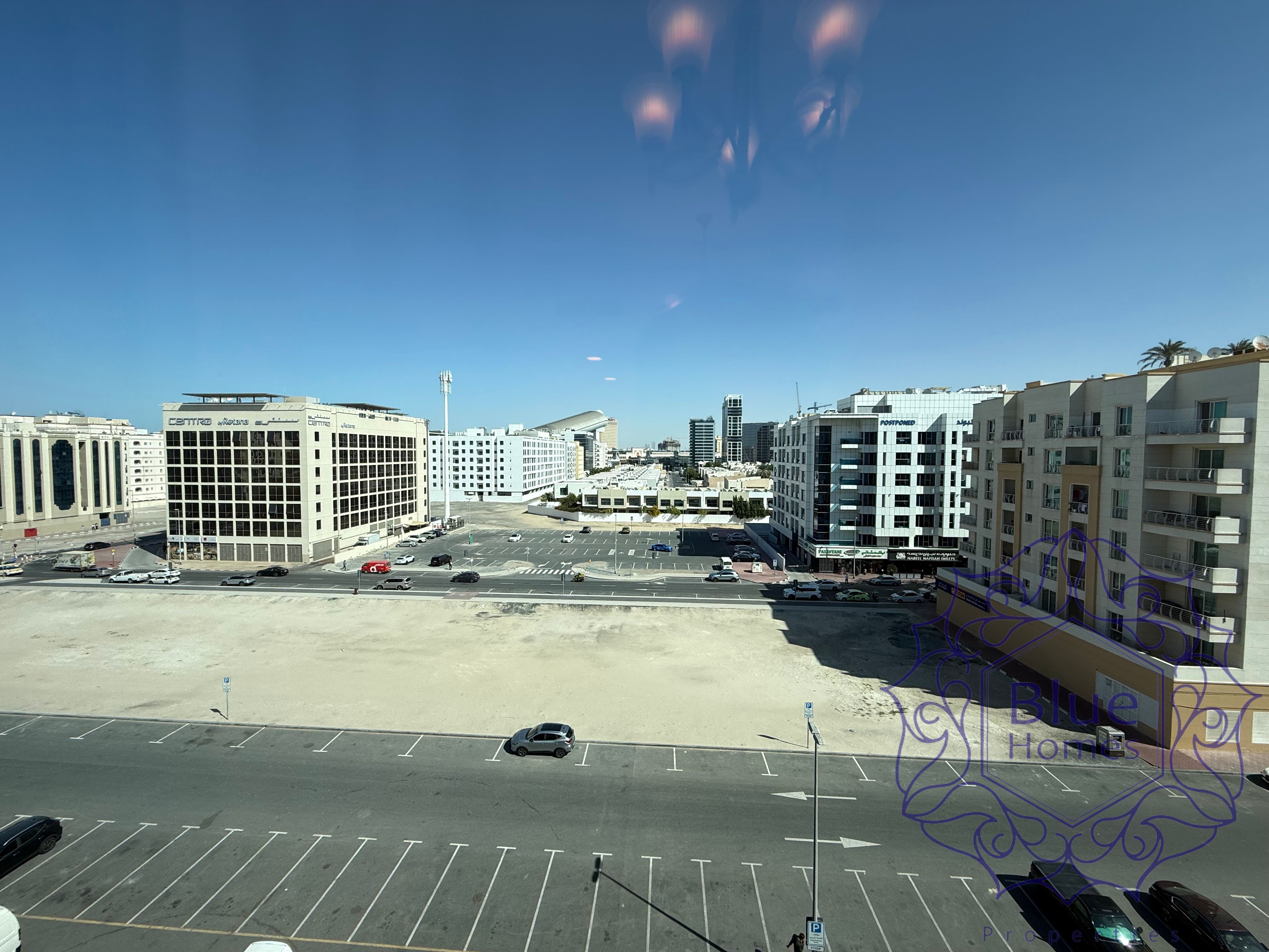 Open view/Family Building/Huge Size