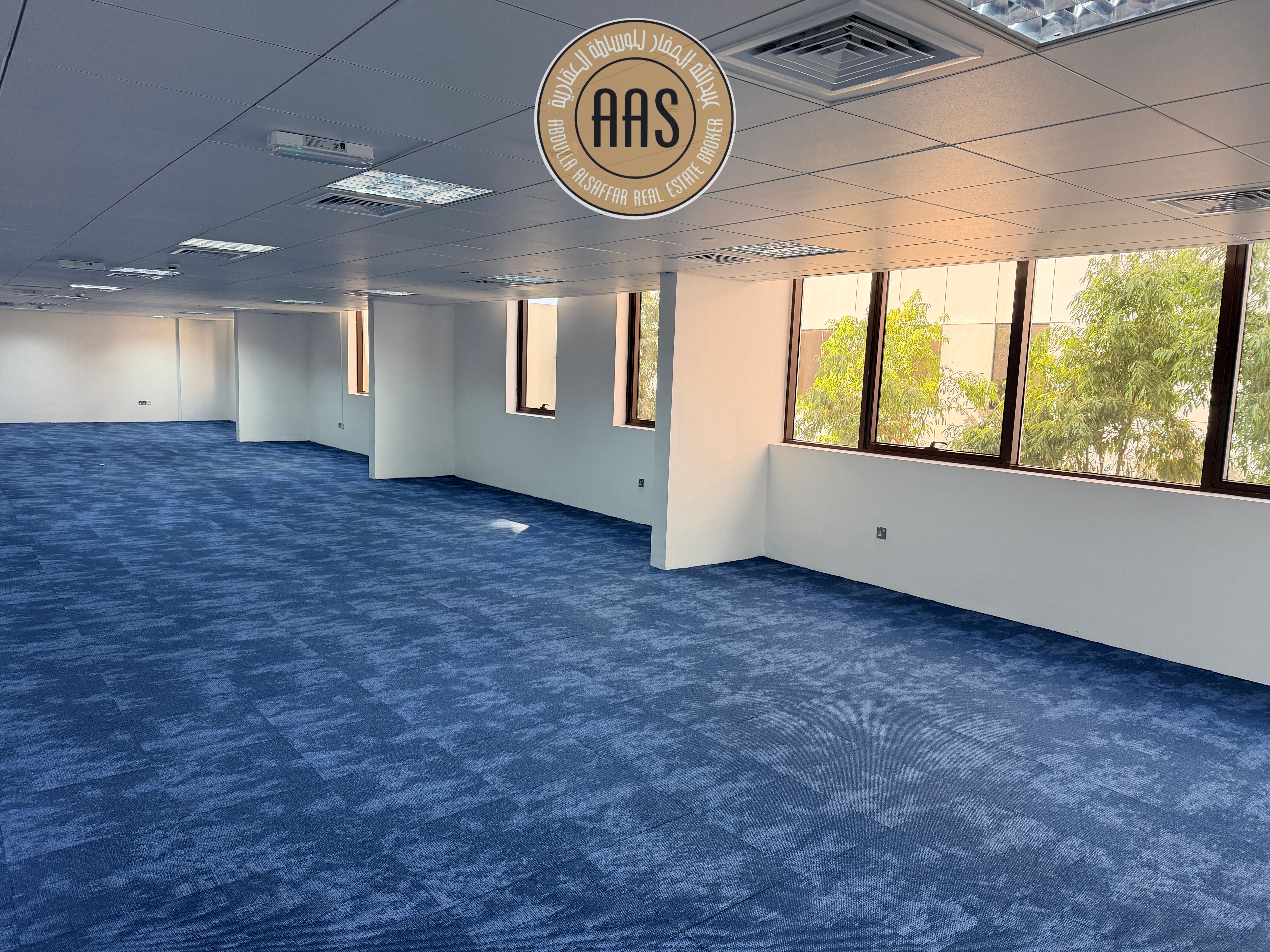 7250SQFT SIZE|HALF FLOOR OF OFFICES FOR RENT|FLEXIBLE PAYMENTS|NEARBY TRANSPORTS|IN DIP_1