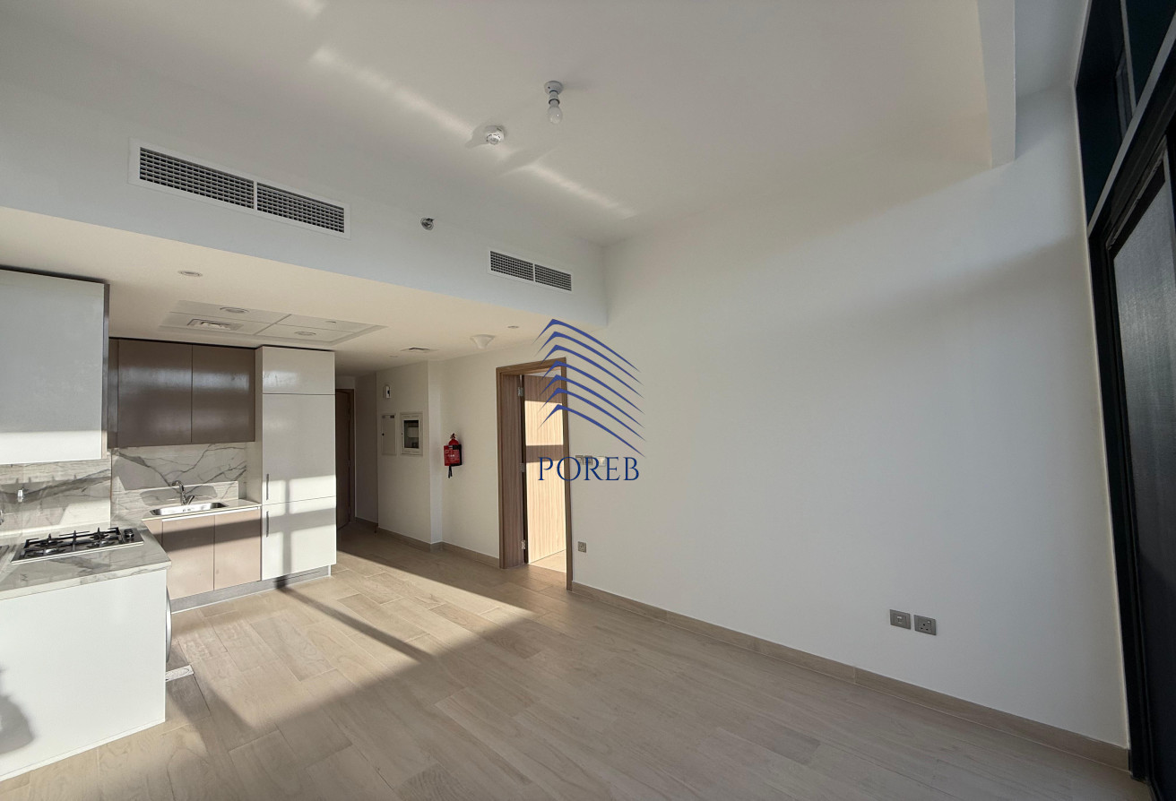 Bright and Spacious | w Terrace | 4 cheques