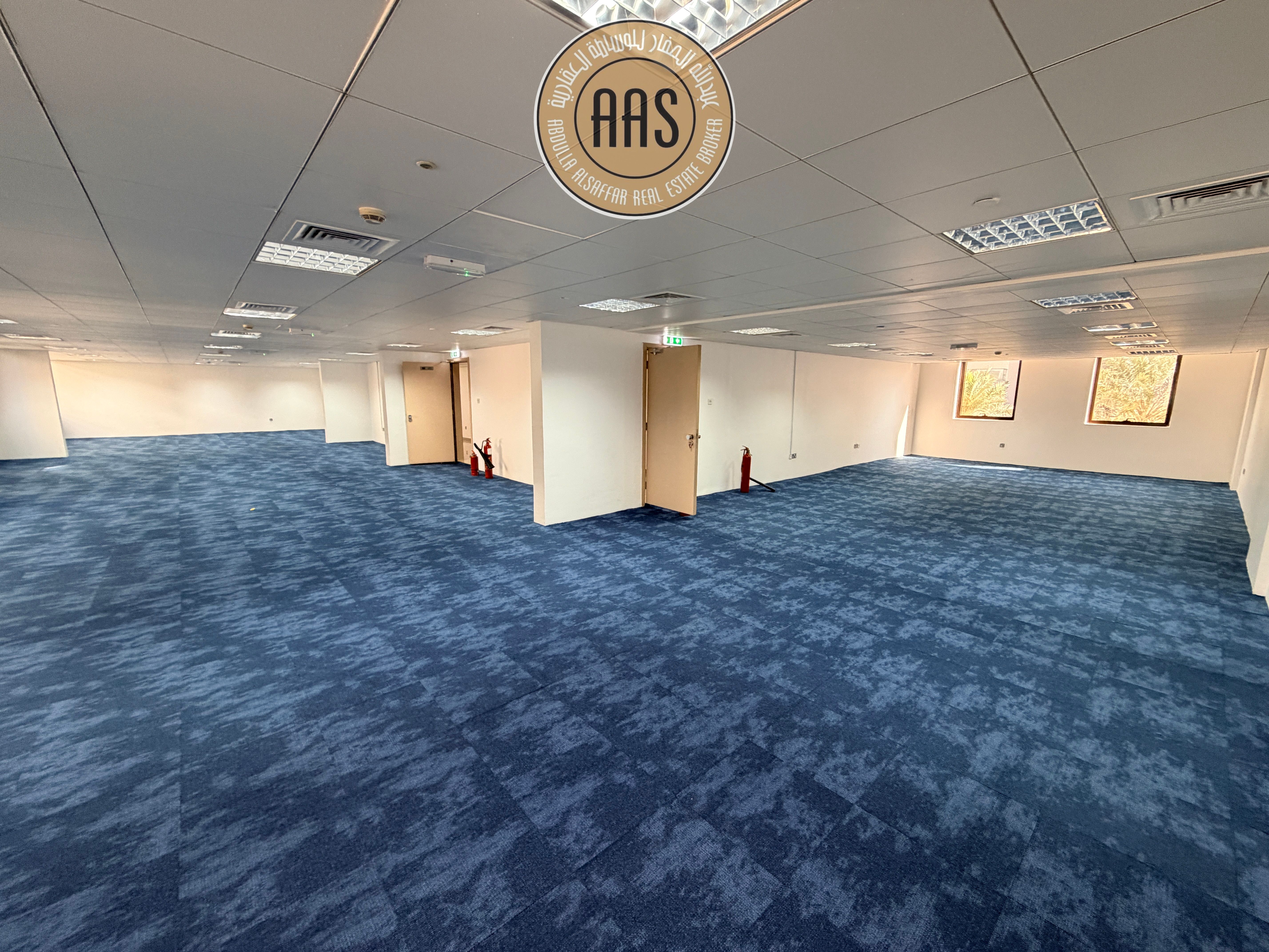 6938SQFT SIZE|HALF FLOOR|COMMERCIAL BUILDING FOR OFFICES|YEARLY BASIS RENT|NEARBY BUS STOP|IN DIP 1