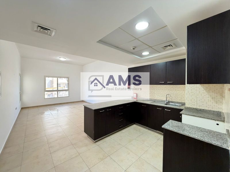 Exclusive I Open Kitchen I Balcony I Vacant