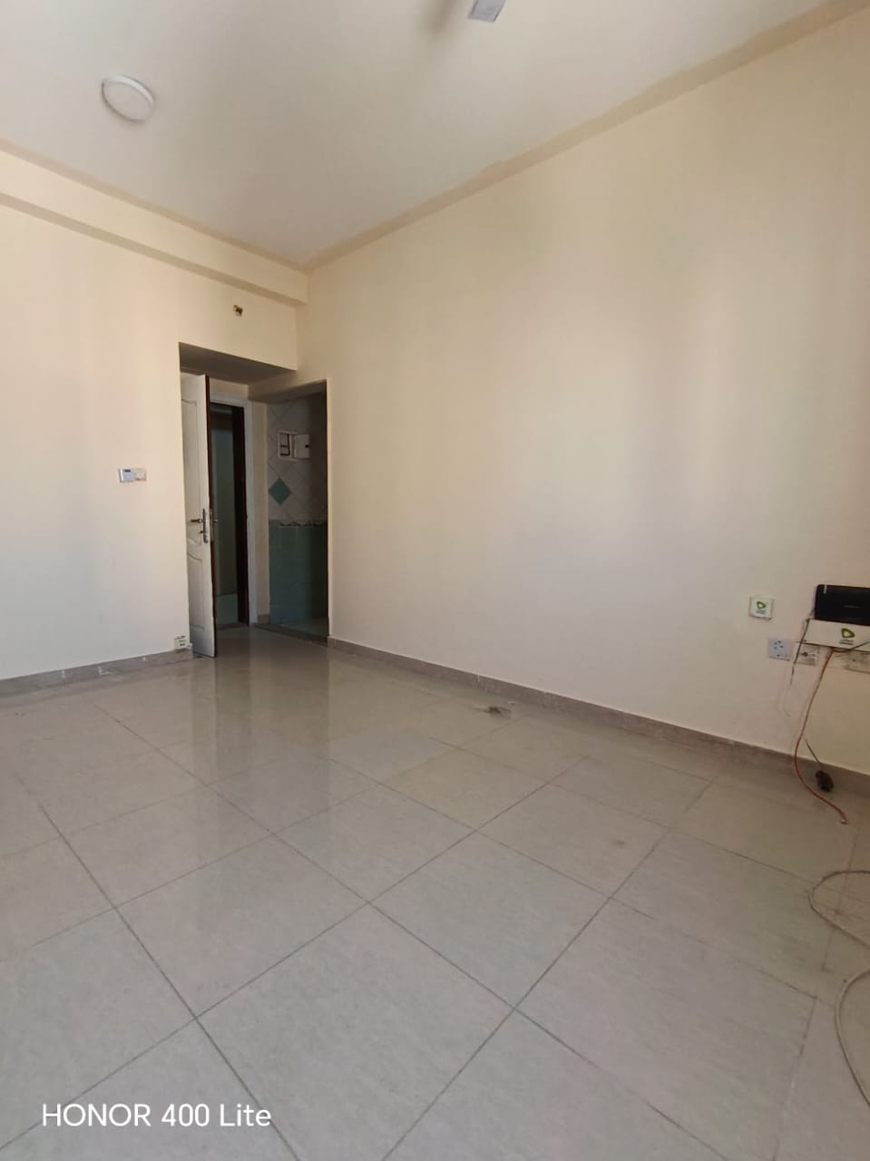 Family studio in Al Butina, Sharjah, with central AC, separate kitchen, spacious, close to all services and shops