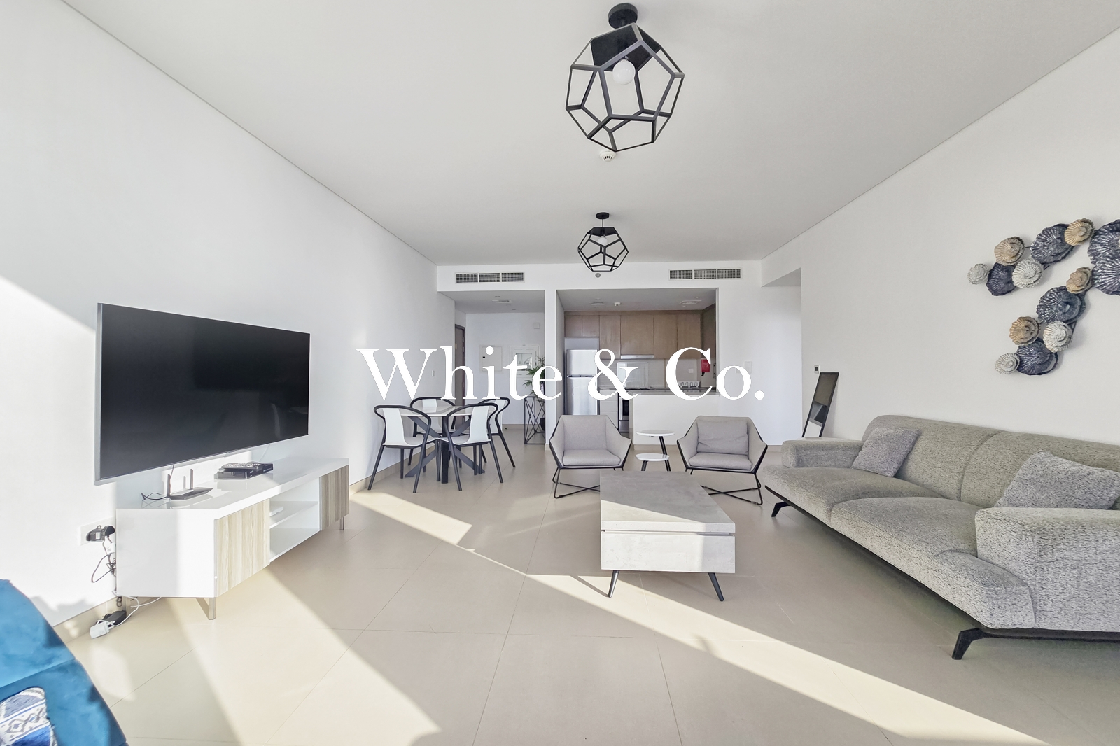 Full Sea Views | Emaar 2 Bed | Vacant Now