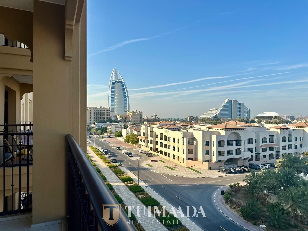 Luxury Living | Great Location | Madinat