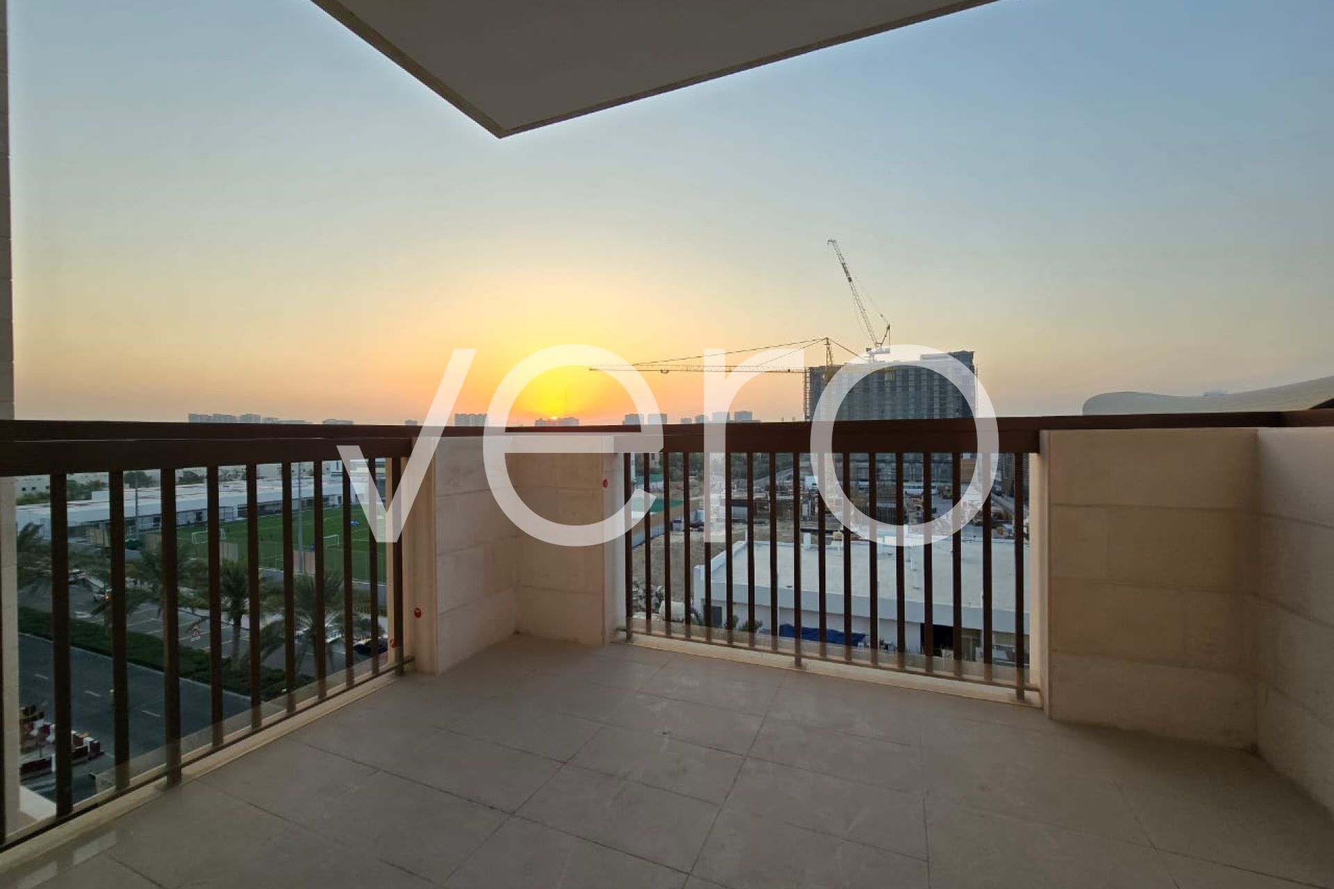 Close to Metro | Spacious | Amazing View