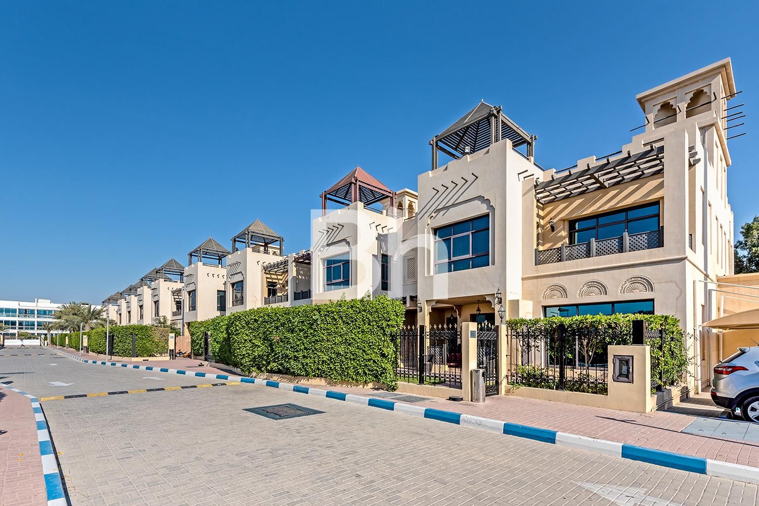 Exclusive | Beach Access | Fully Furnished