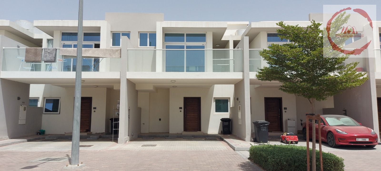 Stylish 3BR Townhouse | Hot Deal | RR-M In 85K