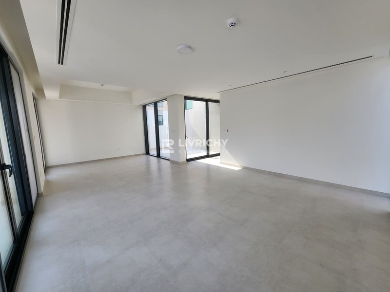 FAMILY VILLA | 4BR + MAID | PRIME LOCATION