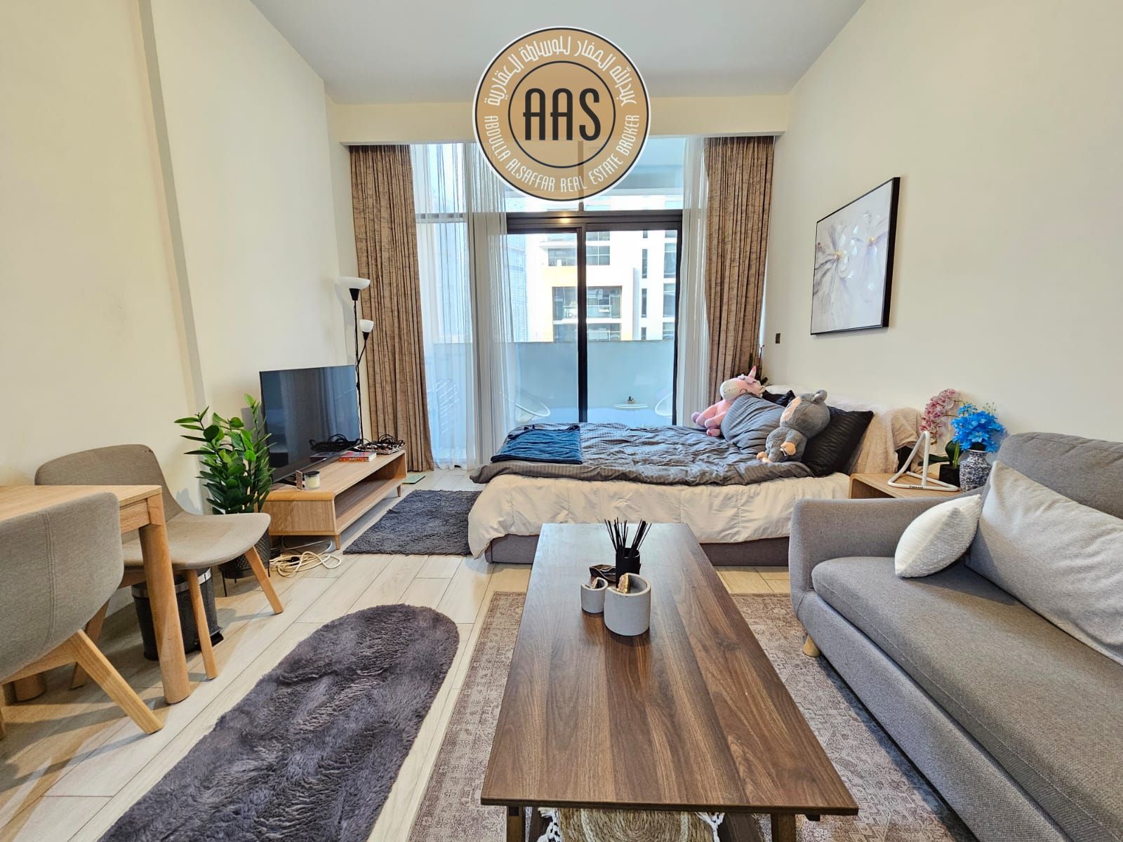 BIG STUDIO FULLY FURNISHED in 65000 AED 416 sqft call now