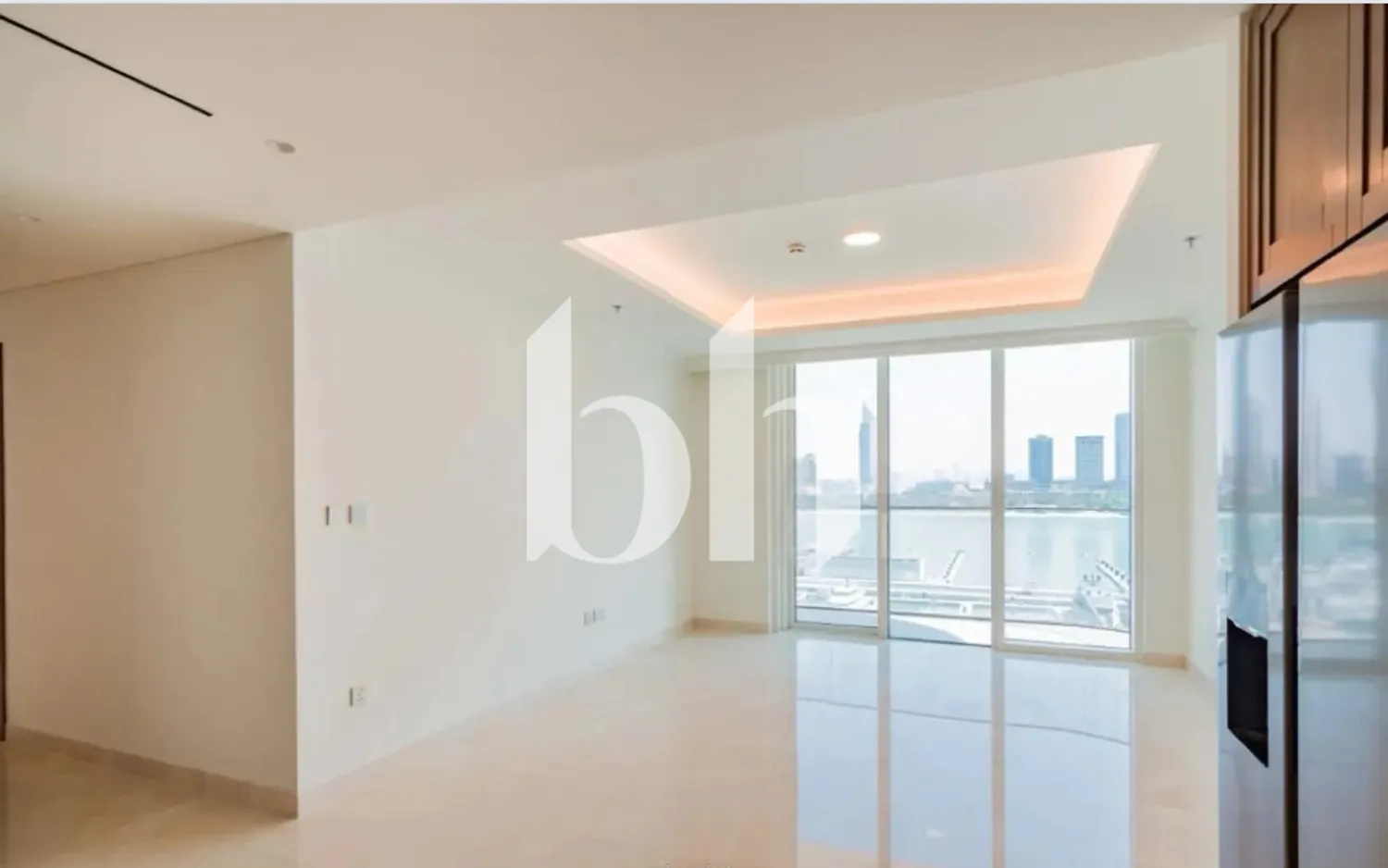 Breathtaking Sea Floating View | Mid Floor