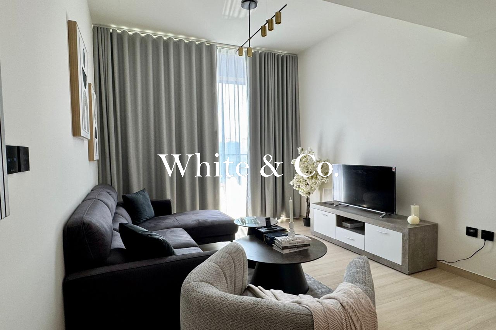 Fully Furnished| Prime Location| Pool View