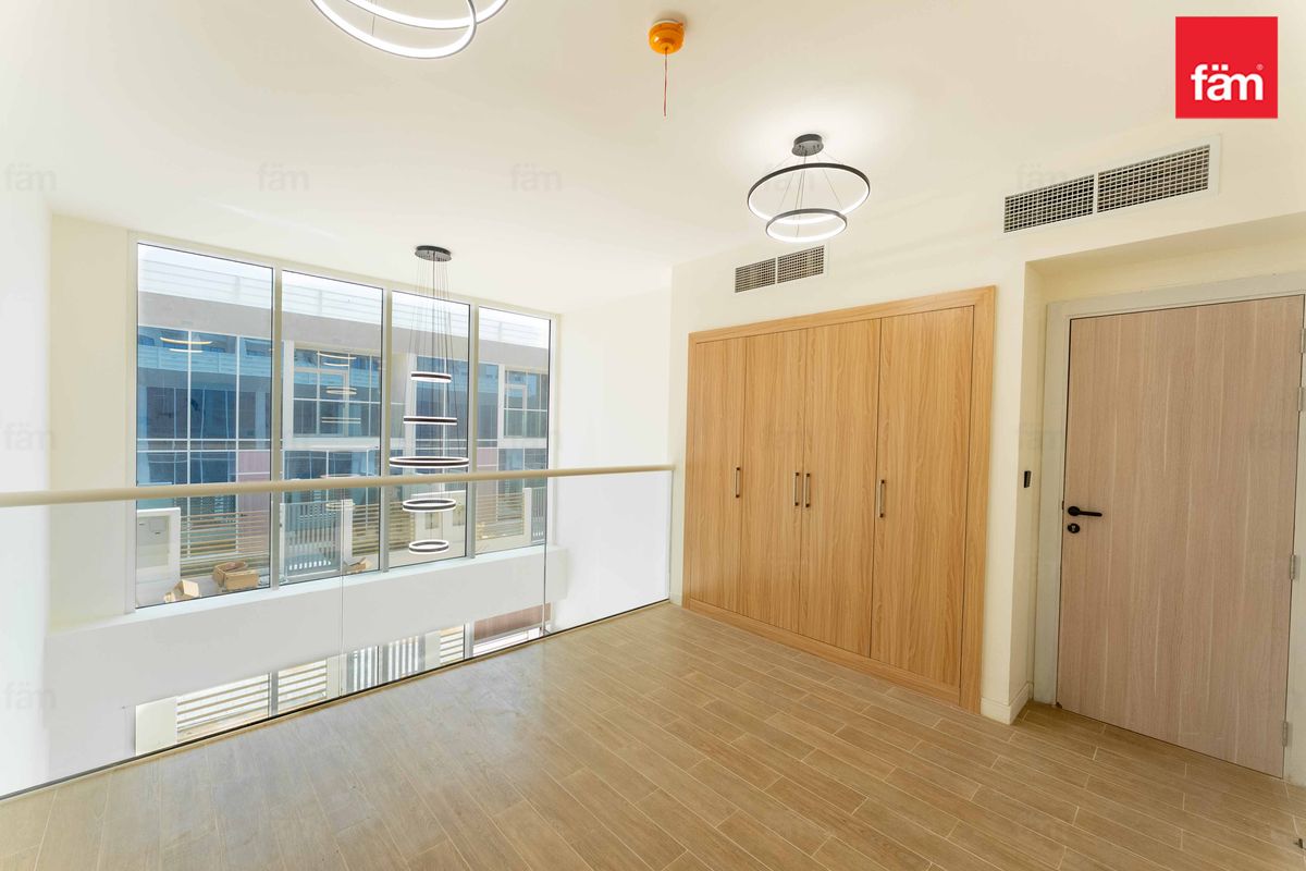 Path facing | Rented | Maids | 2 parking