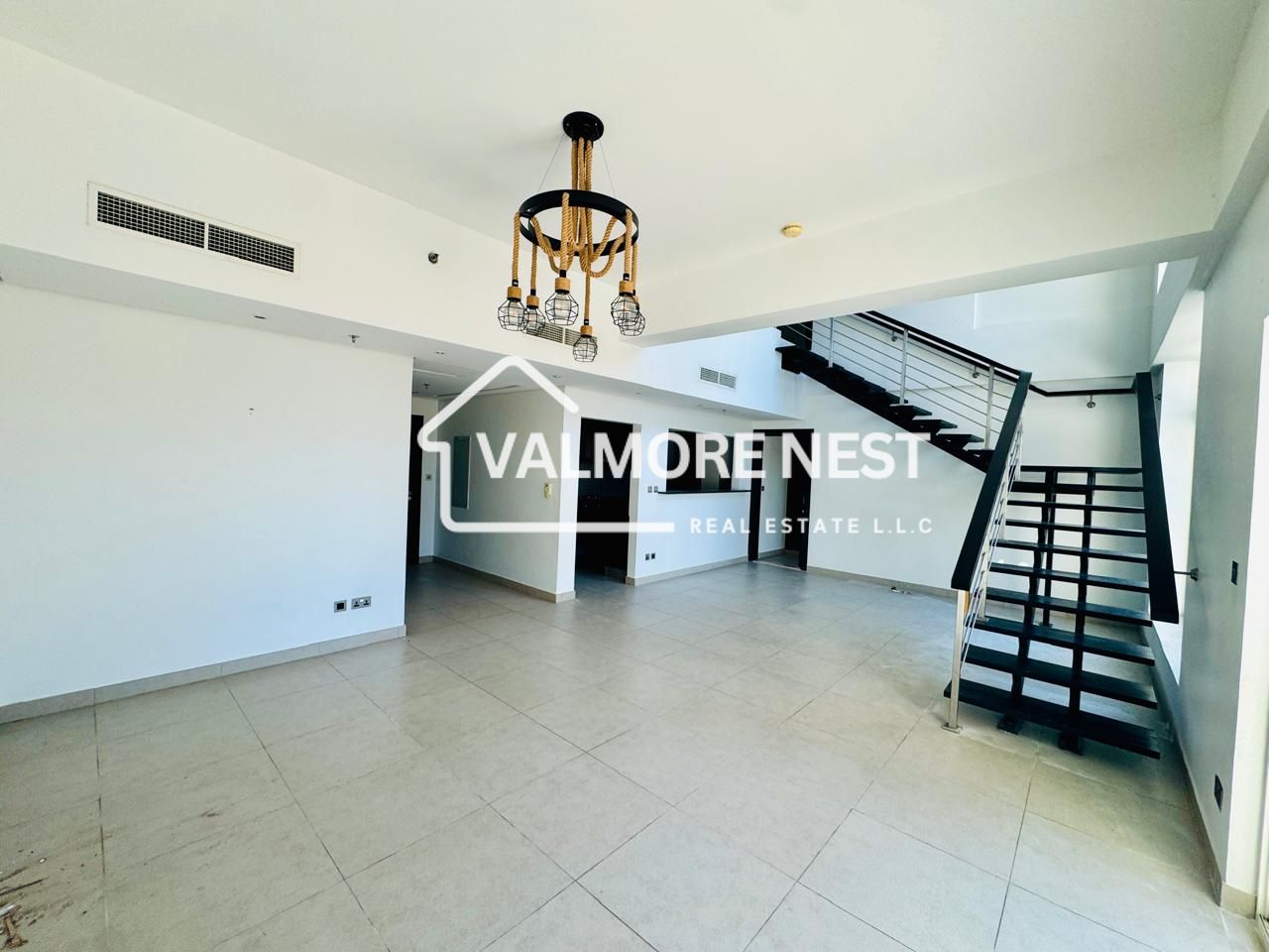 Premium & Elegant I Duplex I Prime location