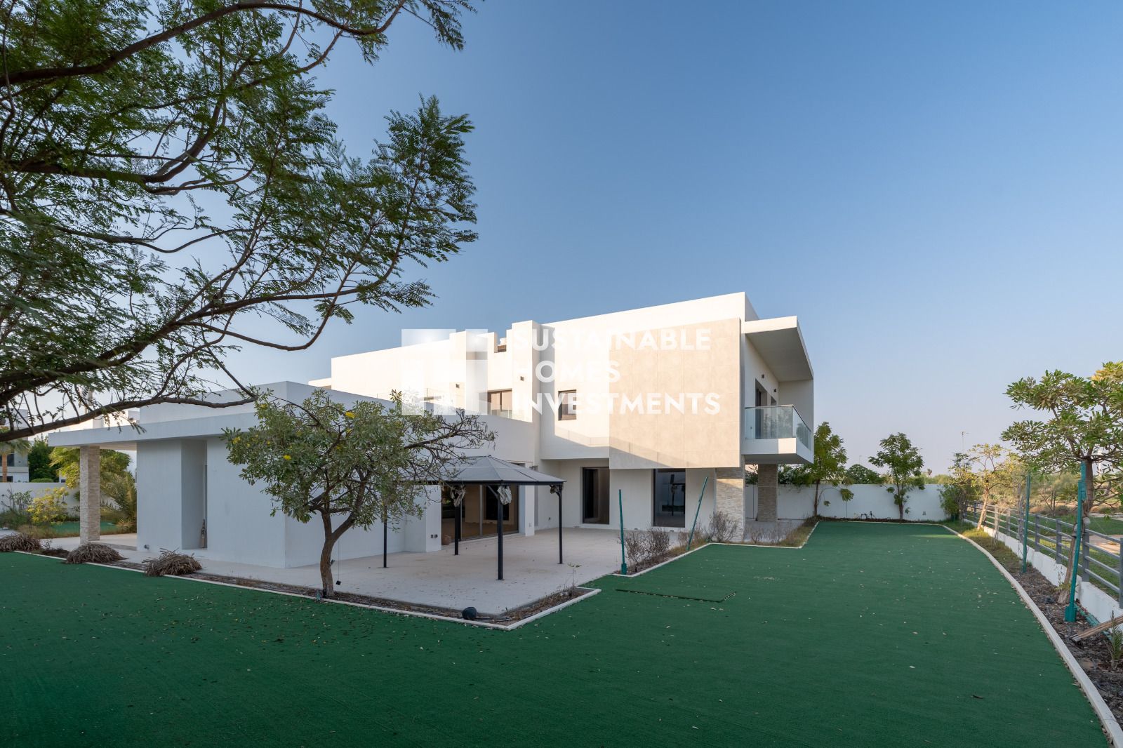 Ready To Move In l Direct To Golf Course l Luxury