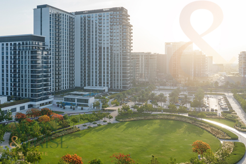 Elegant 1BR Apartment | Club Drive by Emaar
