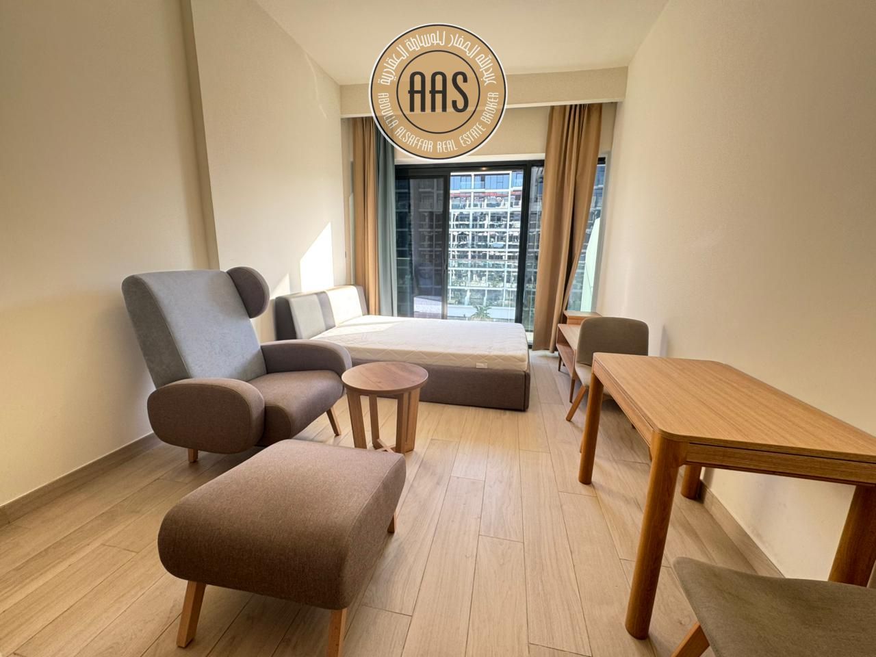 Furnished studio in 60k 4 cheques call now