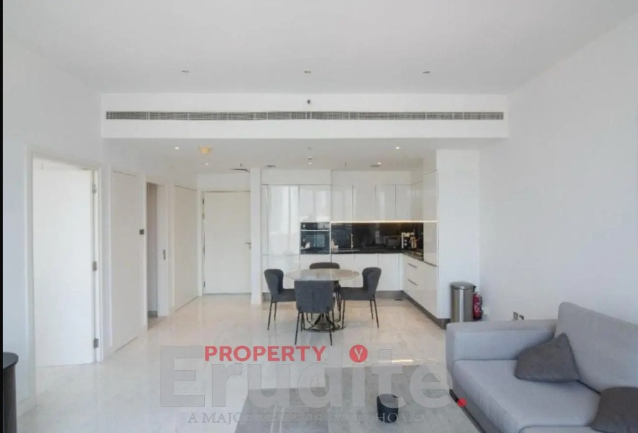 Burj View / Natural Light / Spacious