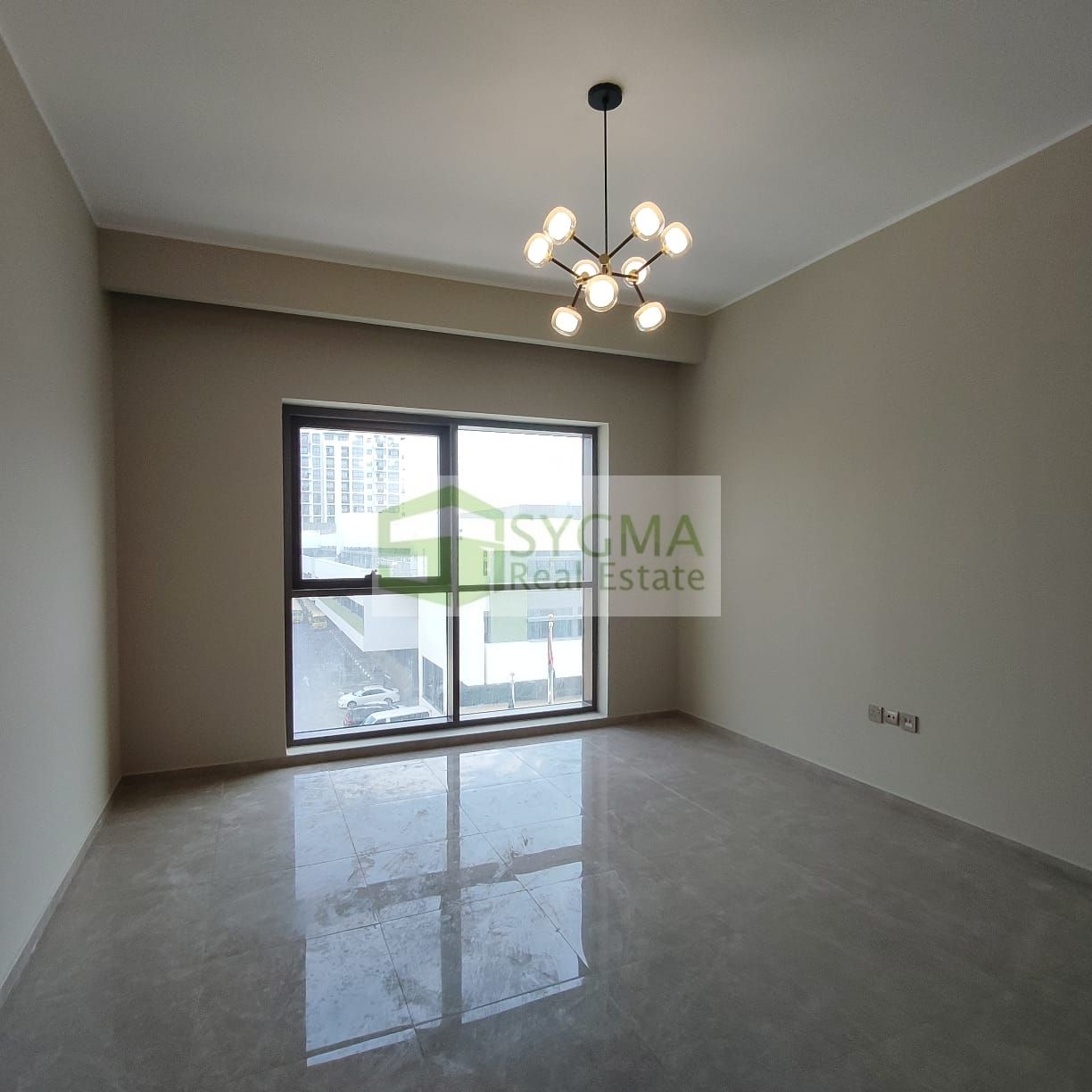 Splendid Layout| Brand New| Near Metro| School