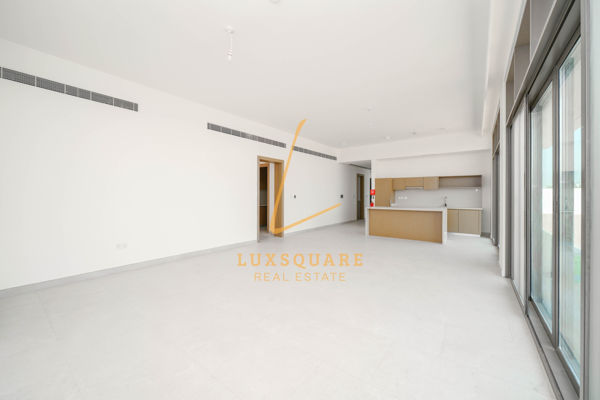 Spacious 5BR I Standalone Villa I Maids Room