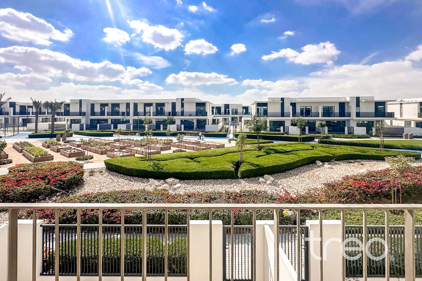 Central Park Facing | Single Row | Vacant Now