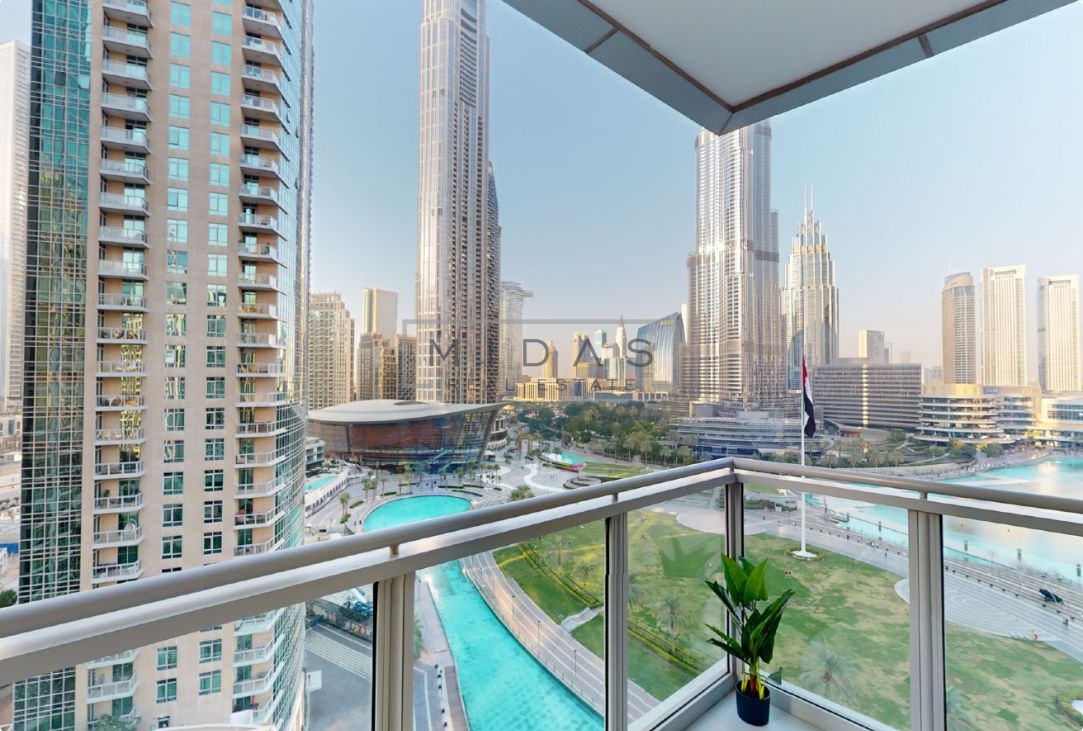Burj Khalifa & Fountain View | Luxury Apartment