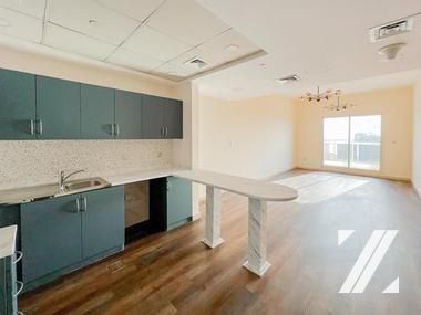 Upgraded I Expansive Lay-out I Modern