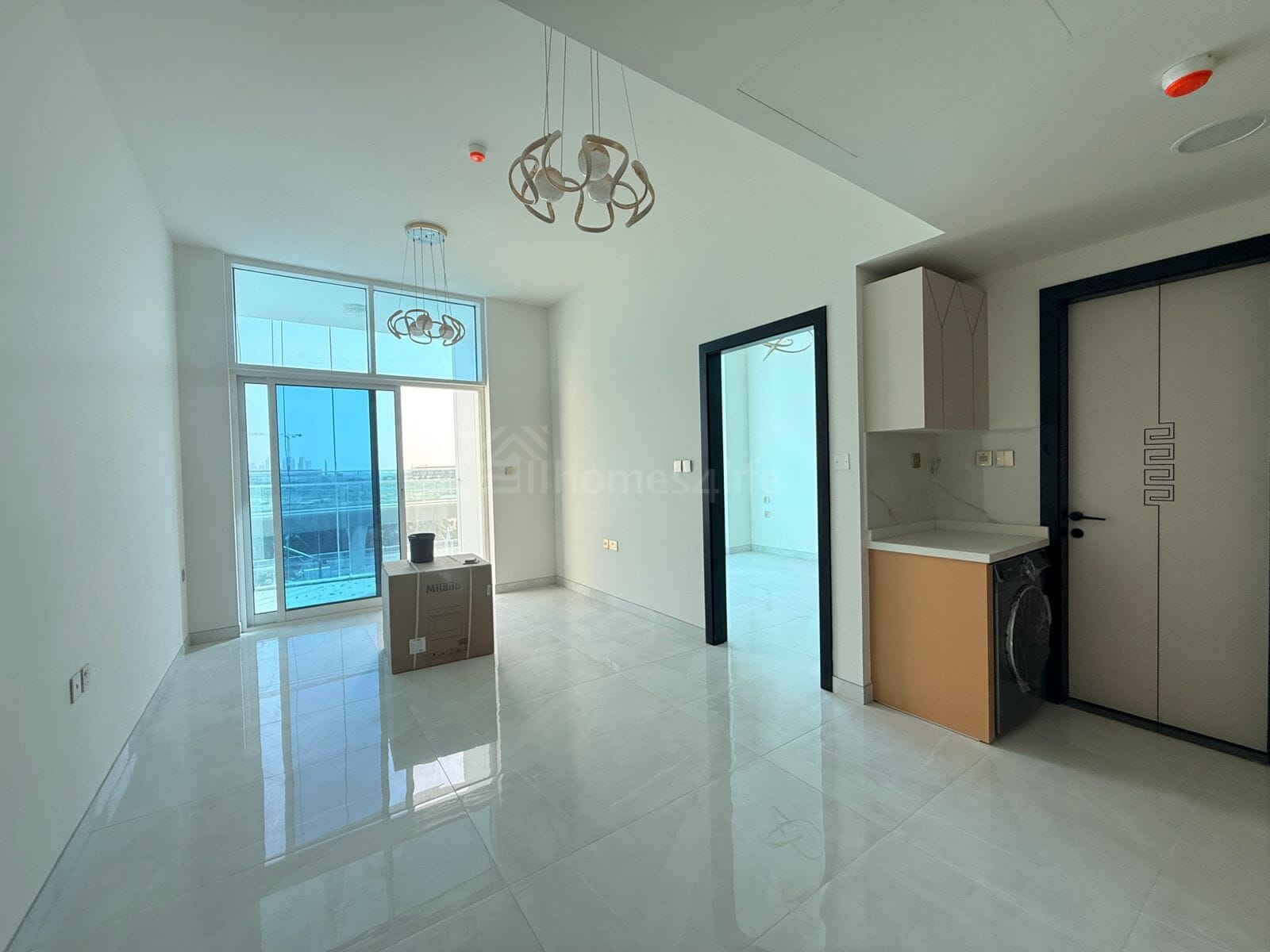 Brand New | KITCHEN APPLIANCES | MID FLOOR
