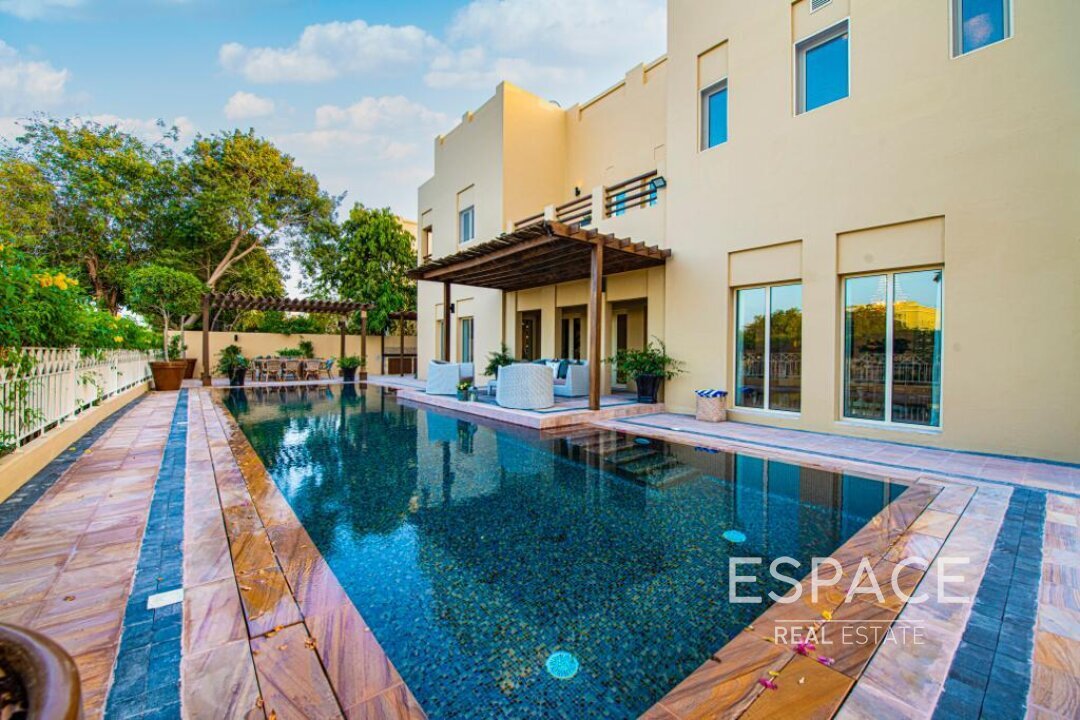 Full Lake View | Private Pool | Furnished