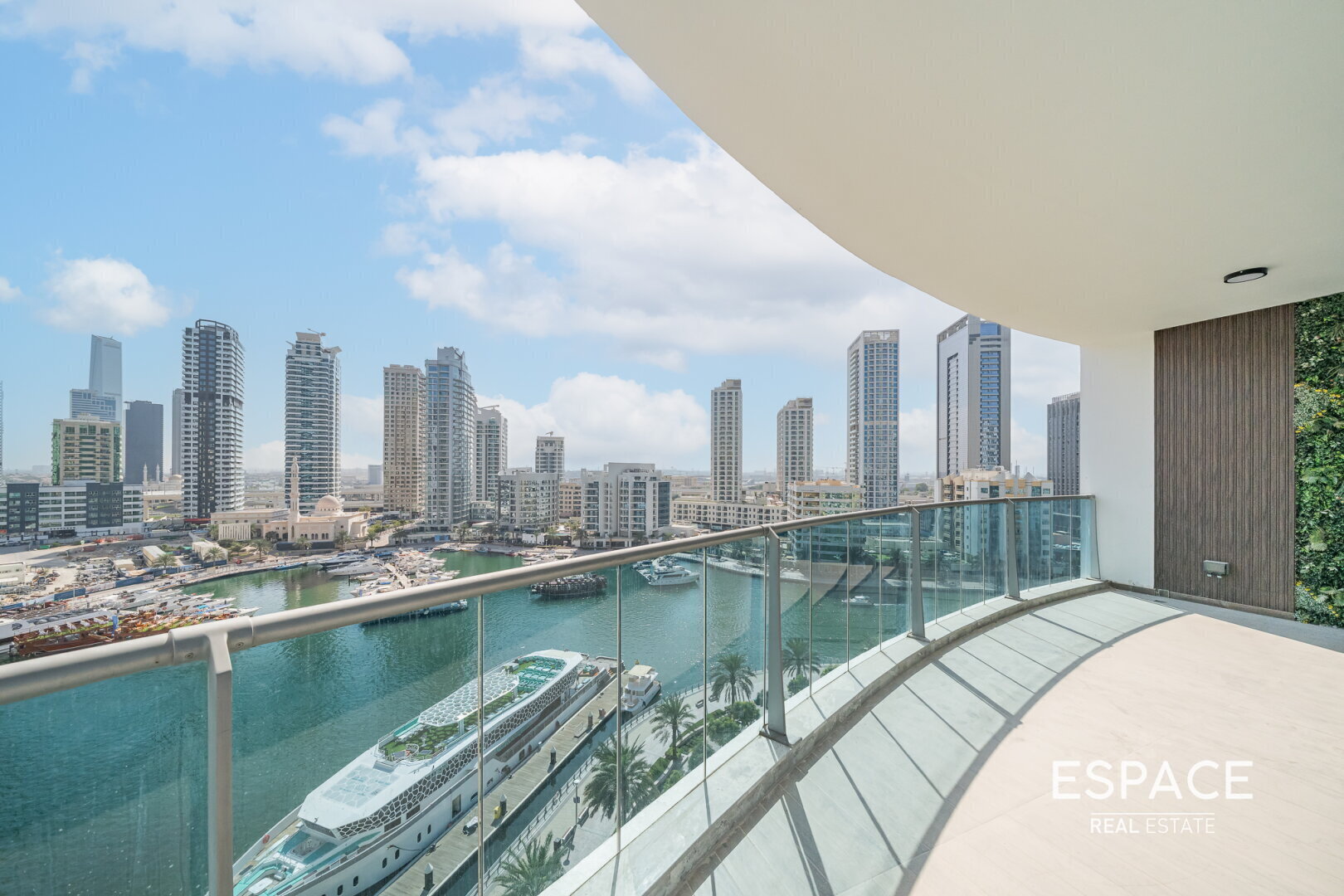 Fully upgraded | Marina view | Large layout