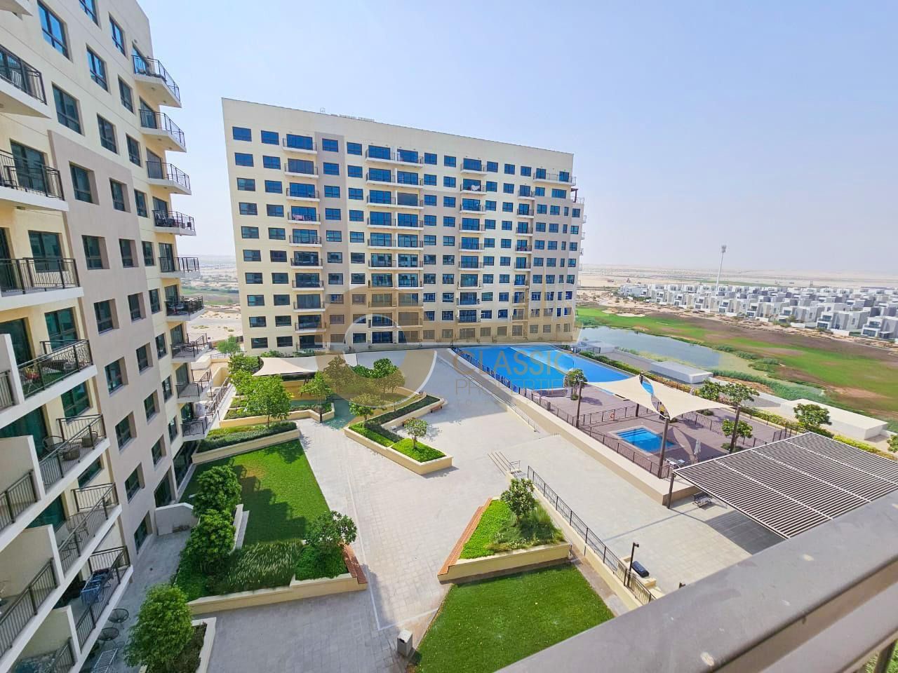 BRIGHT AND ROOMY | BALCONY WITH GOLF COURSE VIEW