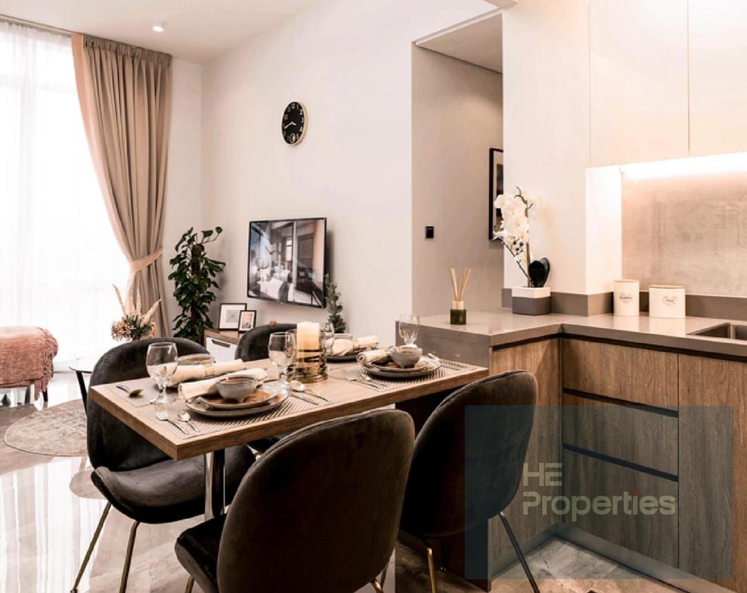Spacious Layout l Furnished l Amazing View