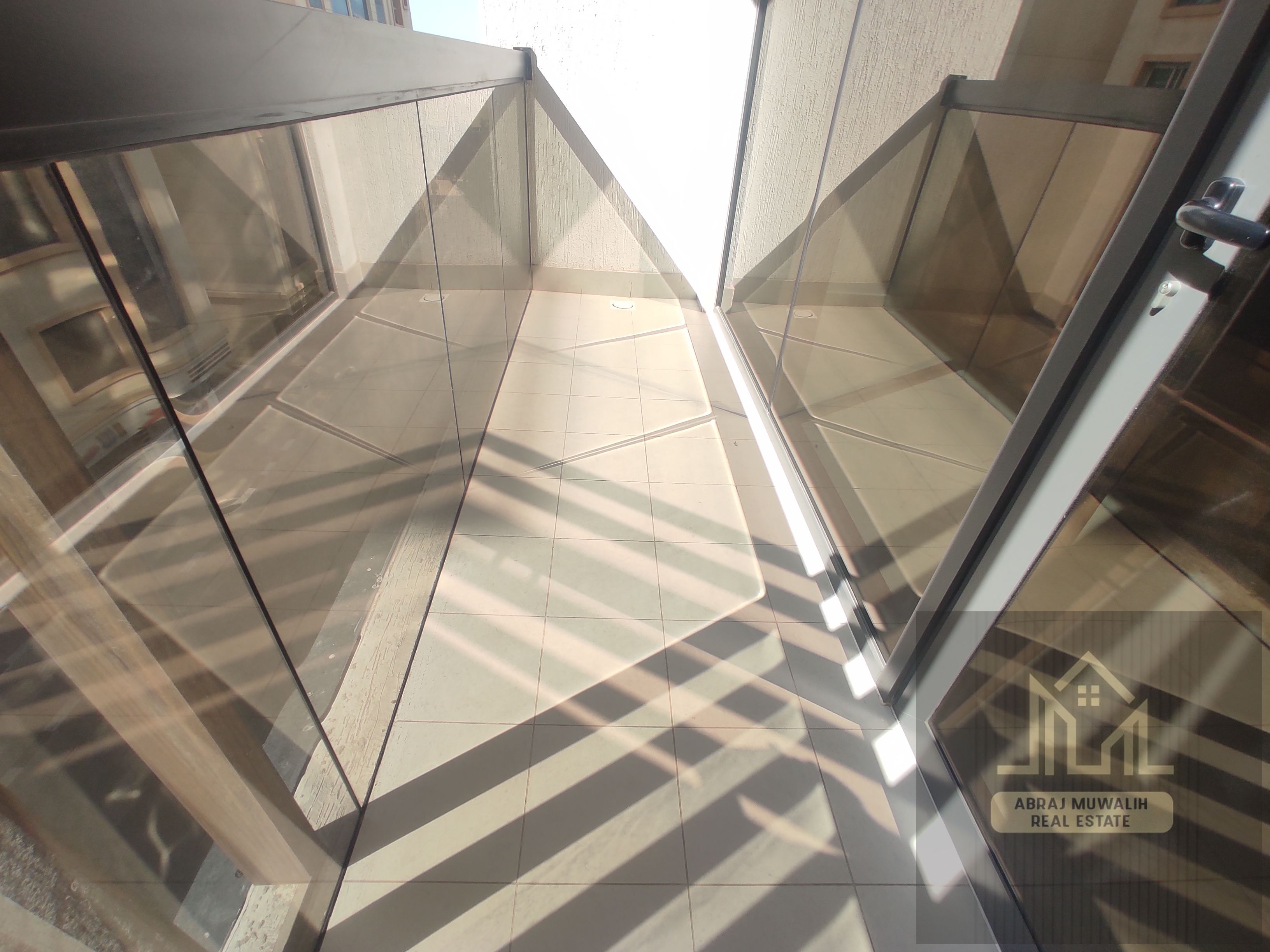 \ Hot Offer! 2BHK Apartment with balcony | 3 Washrooms Muwaileh commercial school zone | Only AED 68K