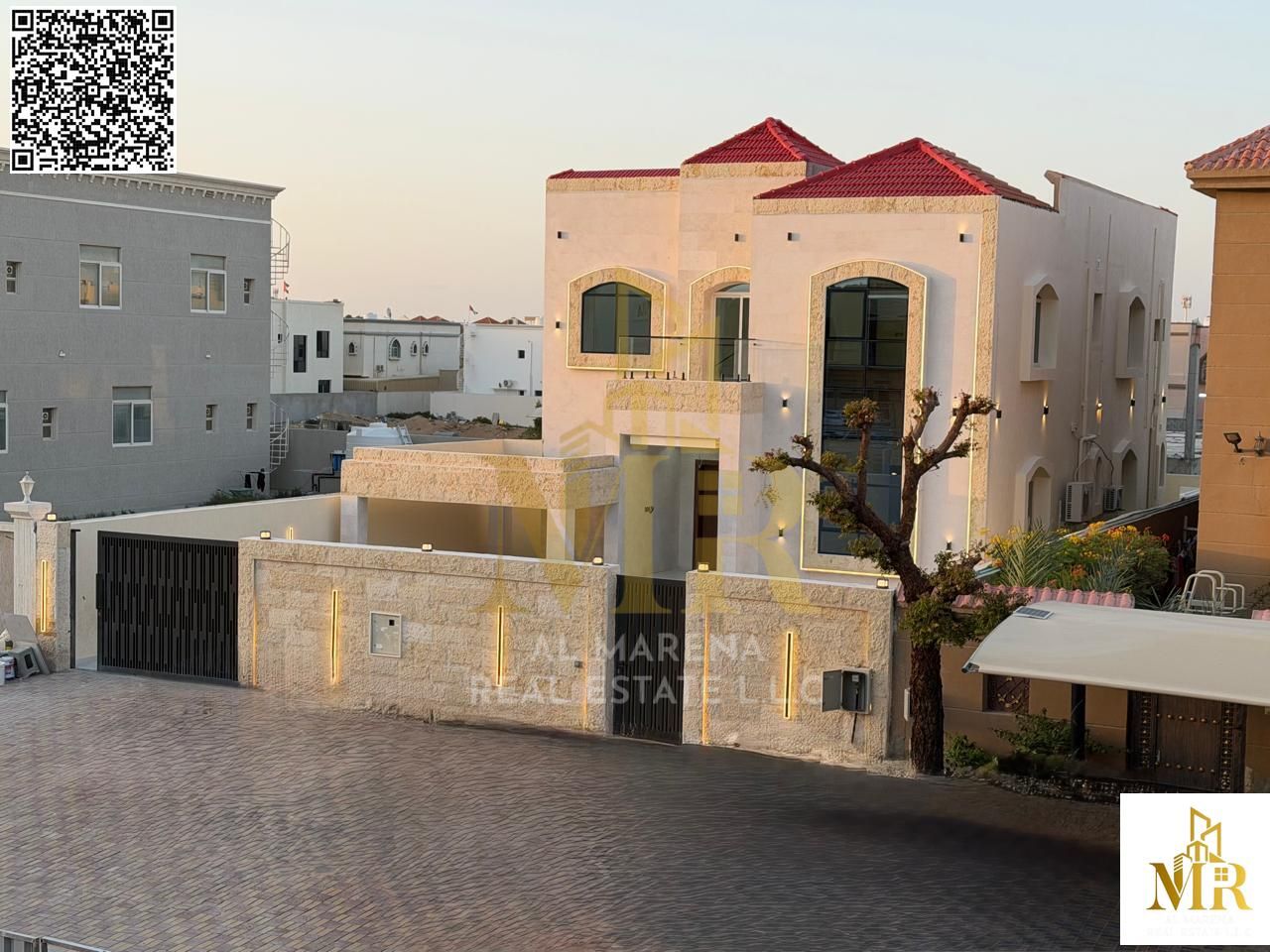 Modern villa, residential/commercial, Al Muwaihat 1, including water, electricity and air conditioning - stone facade - freehold.