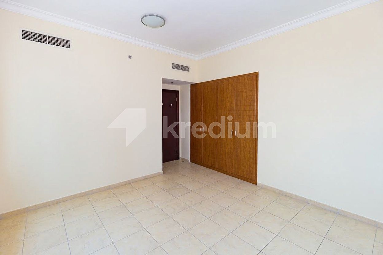 1 BHK Apartment | Lake View | Chiller Free