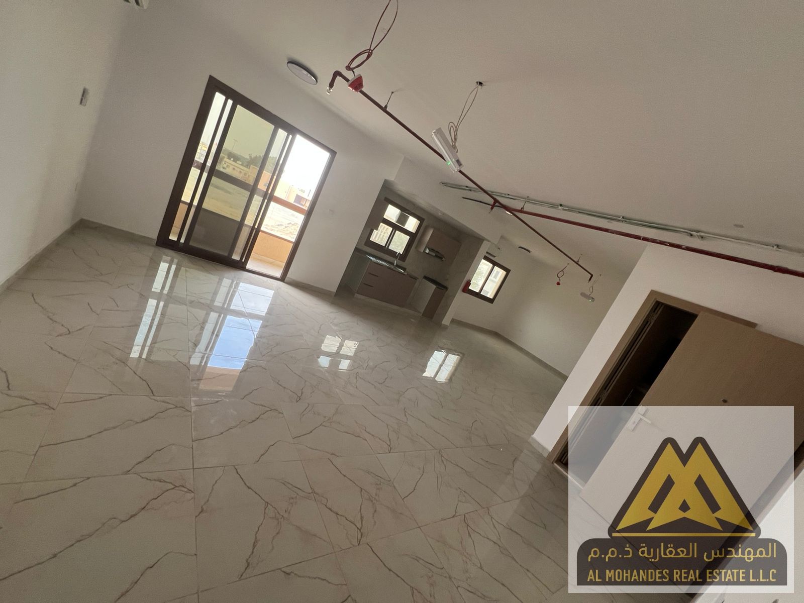 Now available for rent: an office in the Al-Jurf Industrial Area.