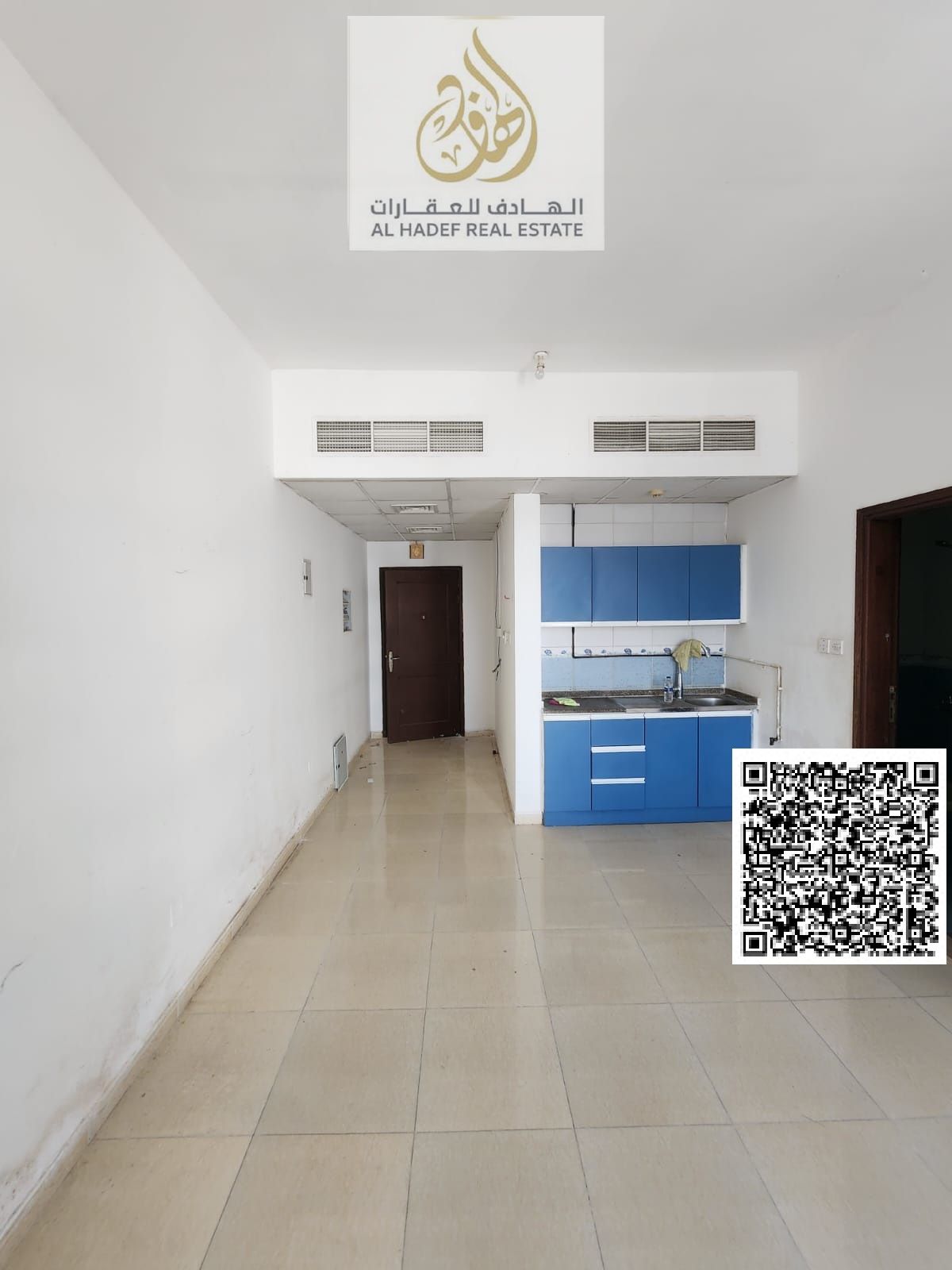 Studio apartment for rent in Al Qulaya, Ajman. Second occupancy. Excellent finishing and good size. Close to the Corniche. Dirt parking. Price: AED 23
